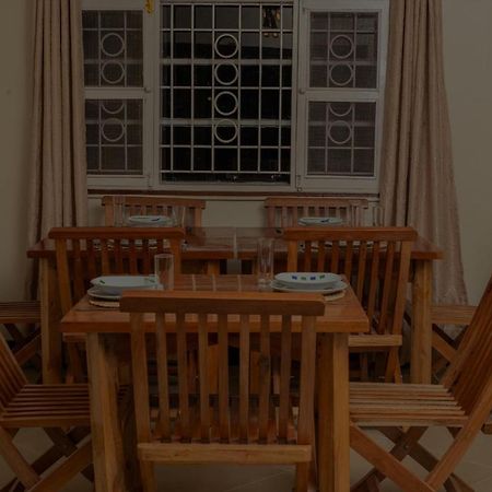 Miika Guest House Entebbe Exterior foto