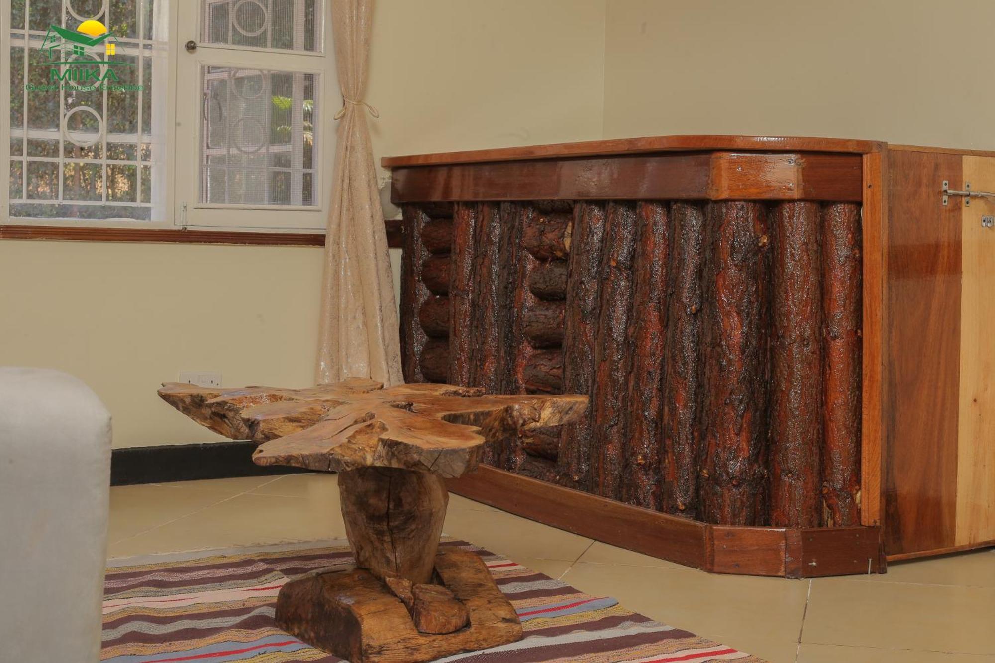 Miika Guest House Entebbe Exterior foto
